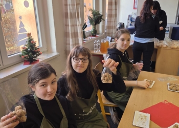 9c1b276a-d5aa-4cb9-aec5-f8e985450f2b