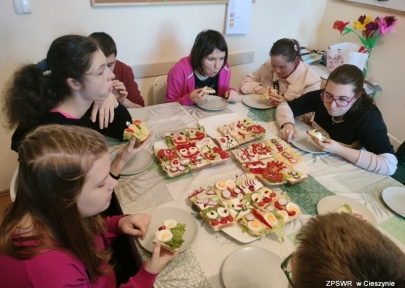 Kolejna odsłona zdrowego śniadanka 8F i 1AP- fantazyjne kanapki :)