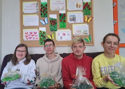 Warsztaty z okazji Dnia Matki w klasie 2 BP