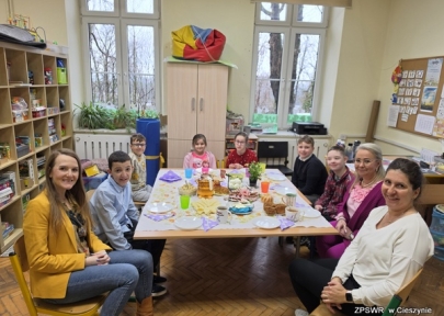 Śniadanie Wielkanocne klas 3b/1d i 3g
